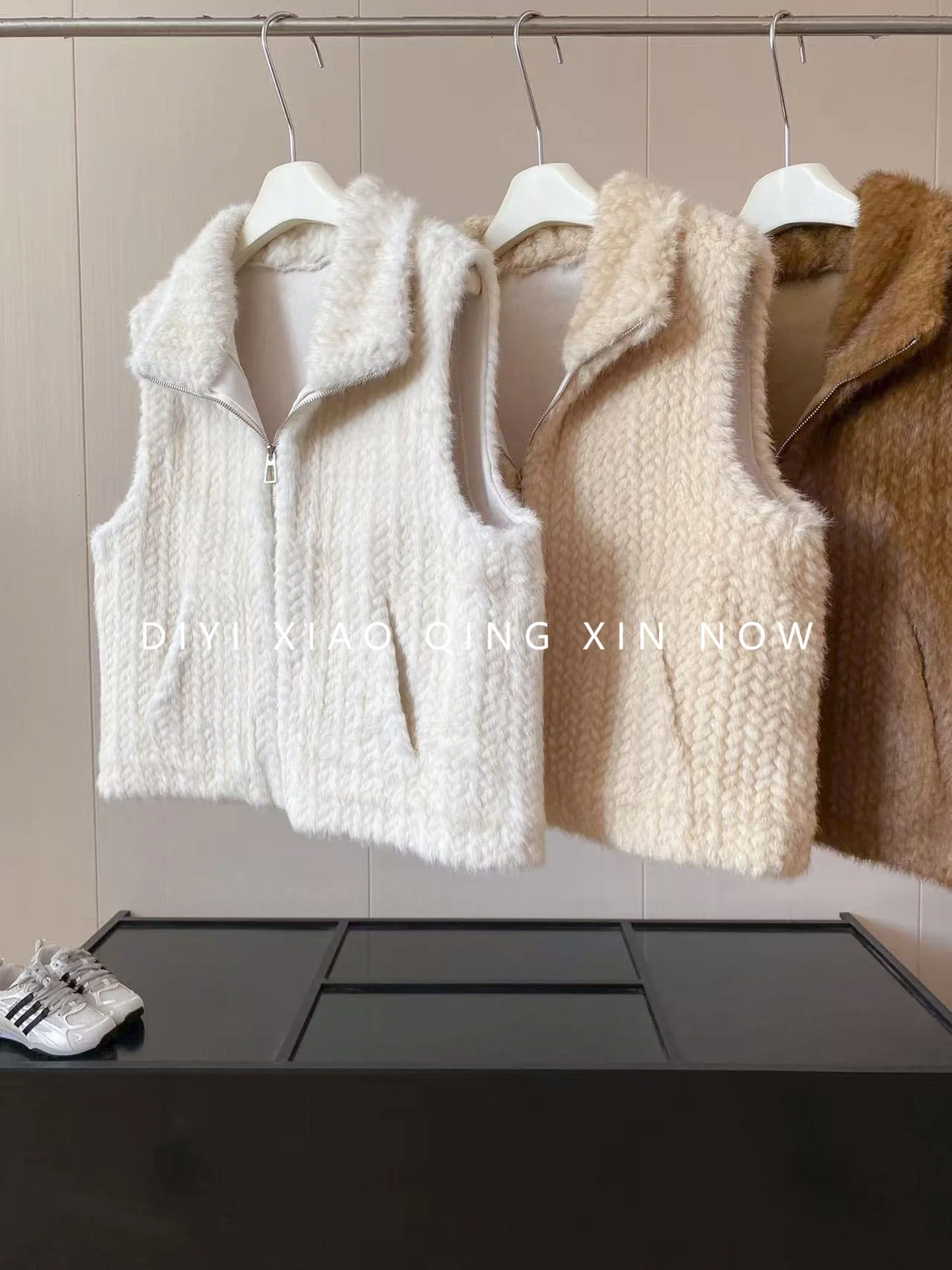  DIYI Weave Wheat Spike Faux Fur Vest Women's Outerwear Polyester Fiber Regular Length Student Fashion Winter Item