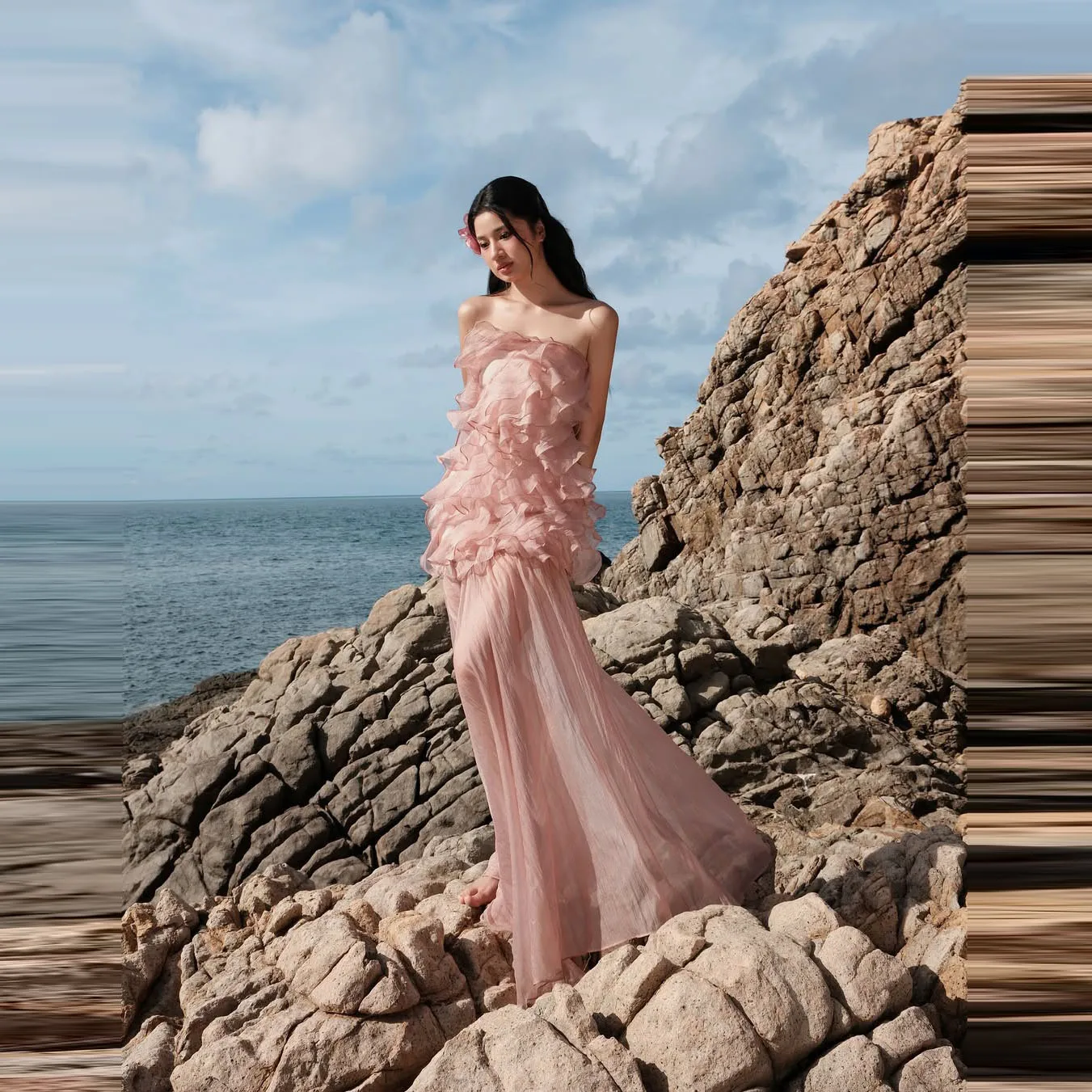 Robe longue en mousseline de soie à volants, sans bretelles, avec détails floraux, pour la plage, la fête de mariage, tenue de soirée, longue et fluide