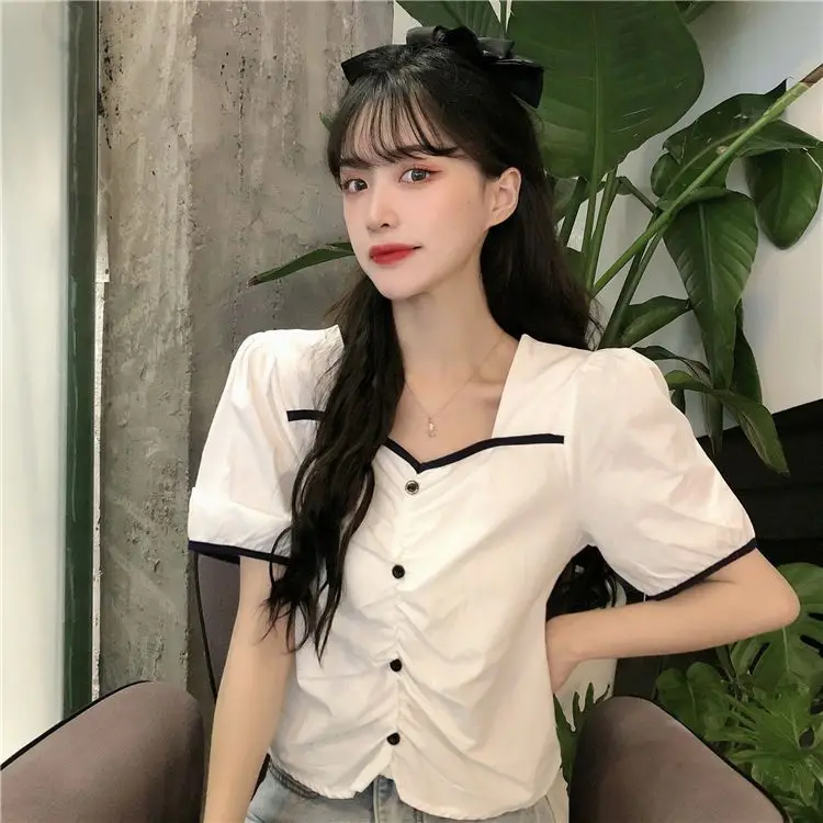 

Нишевая женская рубашка с короткими рукавами и квадратным воротником, топ с пышными рукавами
