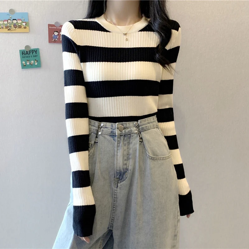 Korean Fashion Long Sleeve Stripped Sweater Women 2024 Round Neck Basic Knitted Pullover Woman Autumn Winter Slim Fit Knitwear