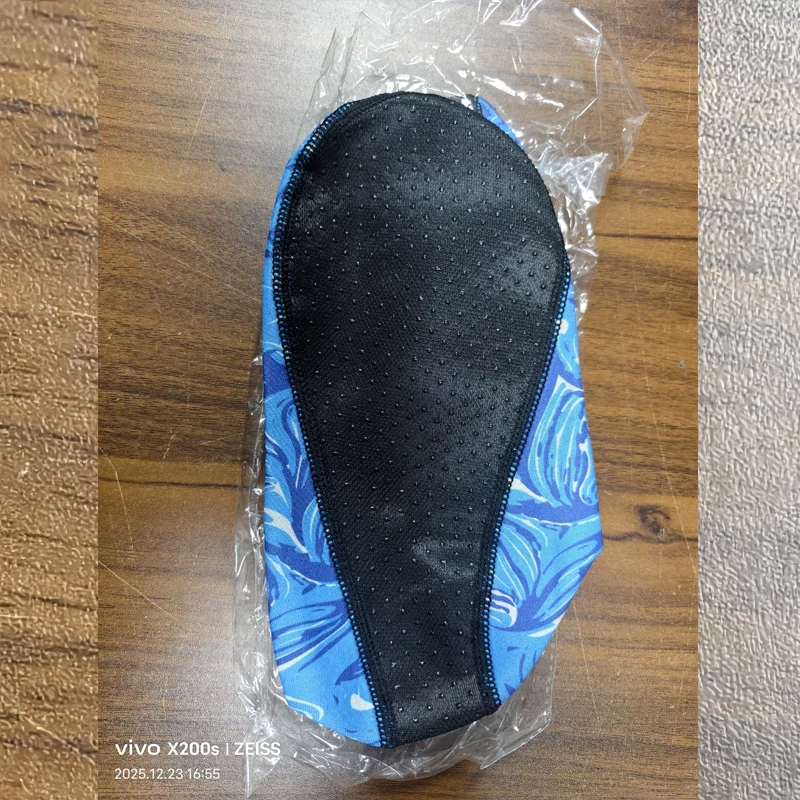 Unisex Swimming Non-Slip Diving Socks Water Shoes Summer Beach Sandals Flat Shoe Seaside Non-Slip Sneaker Socks for Men Women