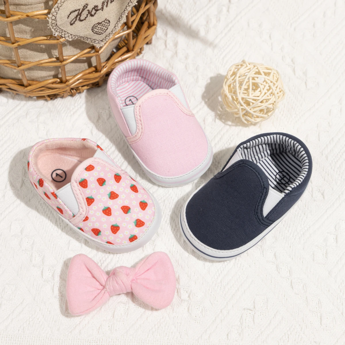 

KIDSUN Casual Canvas Baby Shoes Baby Girls Boys Toddler Comfortable Lazy Slip On First Walkers Newborn Crib Shoes