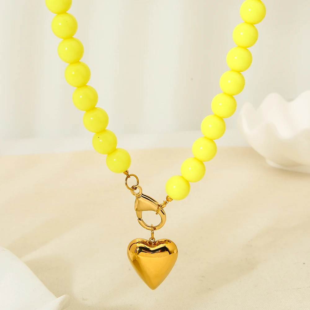 

Handmade Yellow Acrylic Bead Necklace 18K Gold Plated Heart Pendant Stainless Steel Waterproof Chain Choker Jewelry for Women
