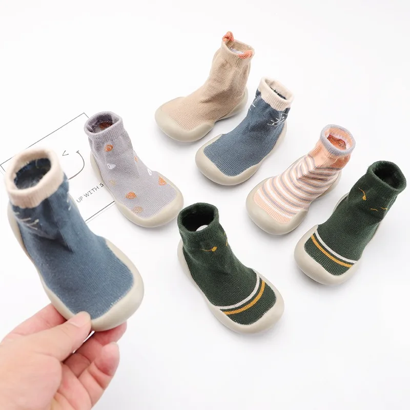 

New Fall Children's Socks Shoes Solid Color Versatile Baby Walker Breathable Boys Girls Rubber Bottom Anti-slip Shoes Socks