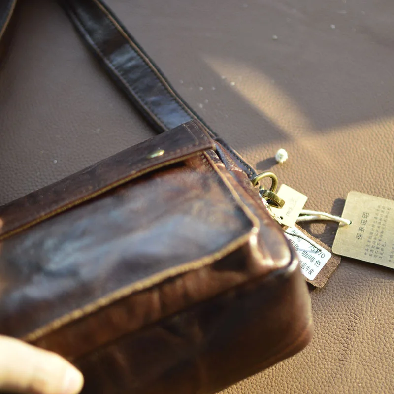 

AETOO Leather men's bag cowhide crossbody bag shoulder bag Casual retro Korean version of the street trend diagonal bag new tren