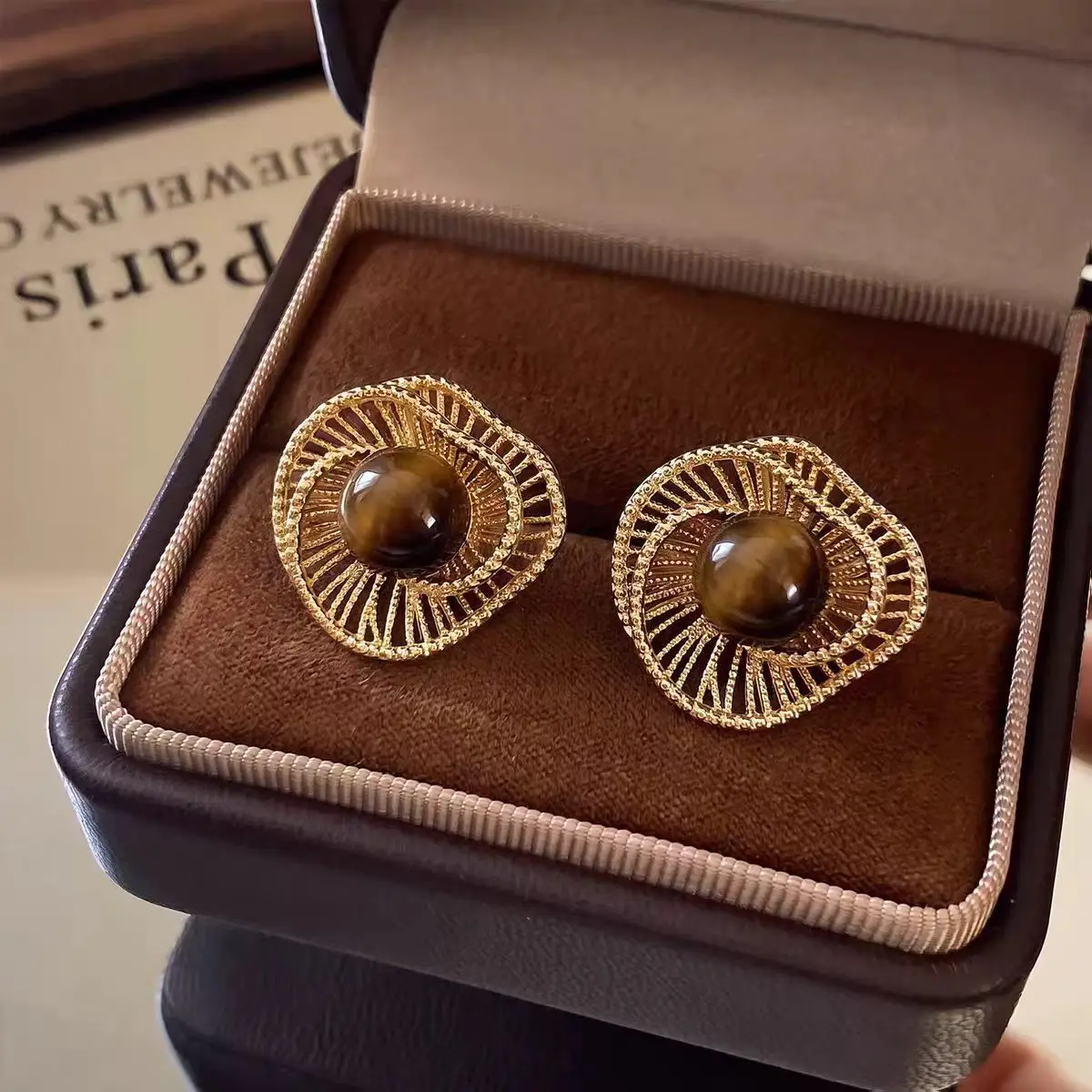 Vintage Hollow Spiral Flower Stud Earrings for Women Exquisite Irregular Tiger Eye Natural Stone Bead Earrings Charm Jewelry