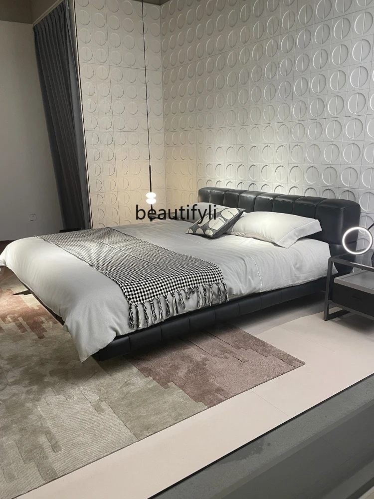 Genuine leather Italian minimalist high-end stylish double master bedroom 1.8m wedding bed black new classic leather bed