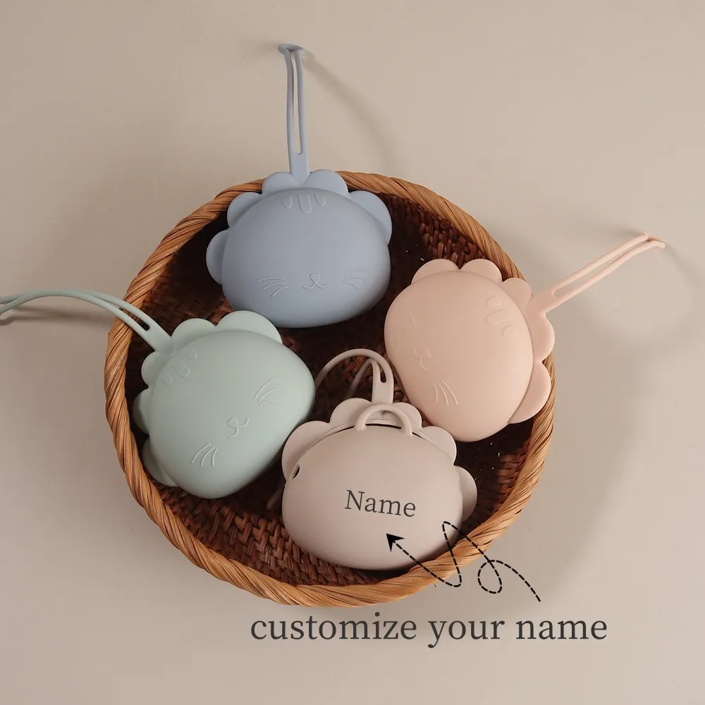 Custom Baby Pacifier Storage Bag Food Grade Silicone Lion Shape Cute cartoon Pacifier Bag