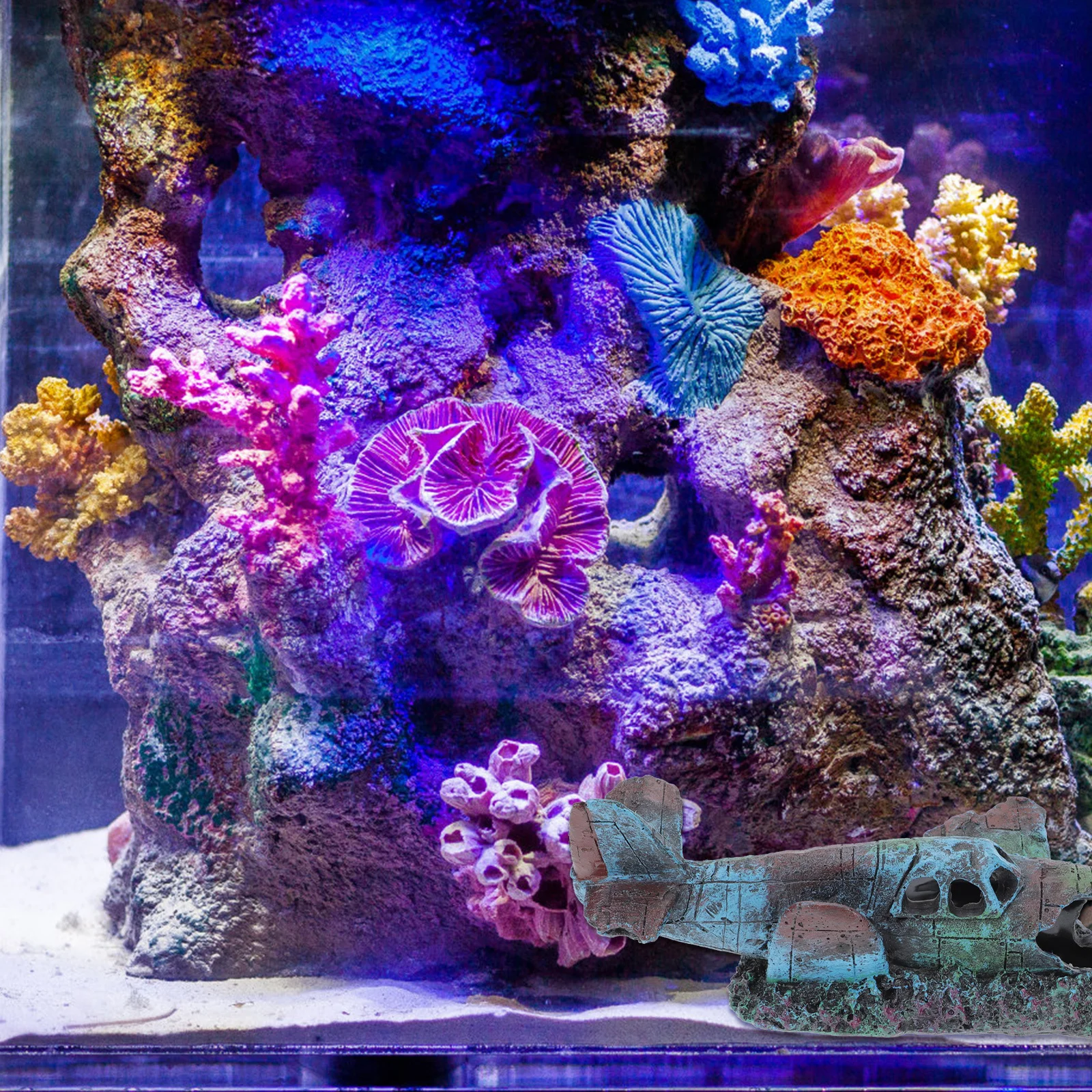 

1pcs Fighter Resin Craft Ornament For Aquarium Fish Tank Hideout Decor Simulation Artificial Fighter Aquatic Landscape Pets