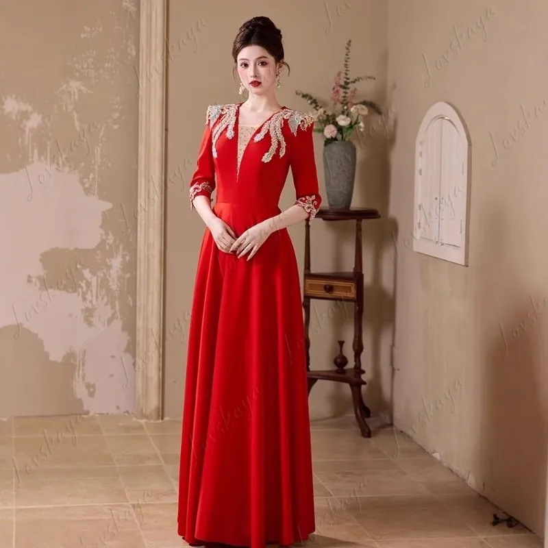 

Платье для хора - женское длинное платье. Вечернее платье хозяина. Студенческий костюм для конкурса Красной песни.