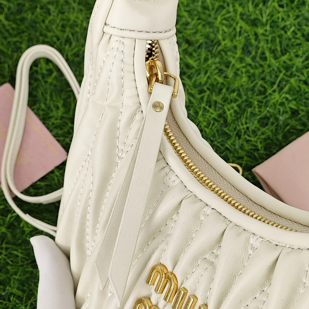 MIU MIUMiu Wander metal lettering logo zipper quilting Napa
