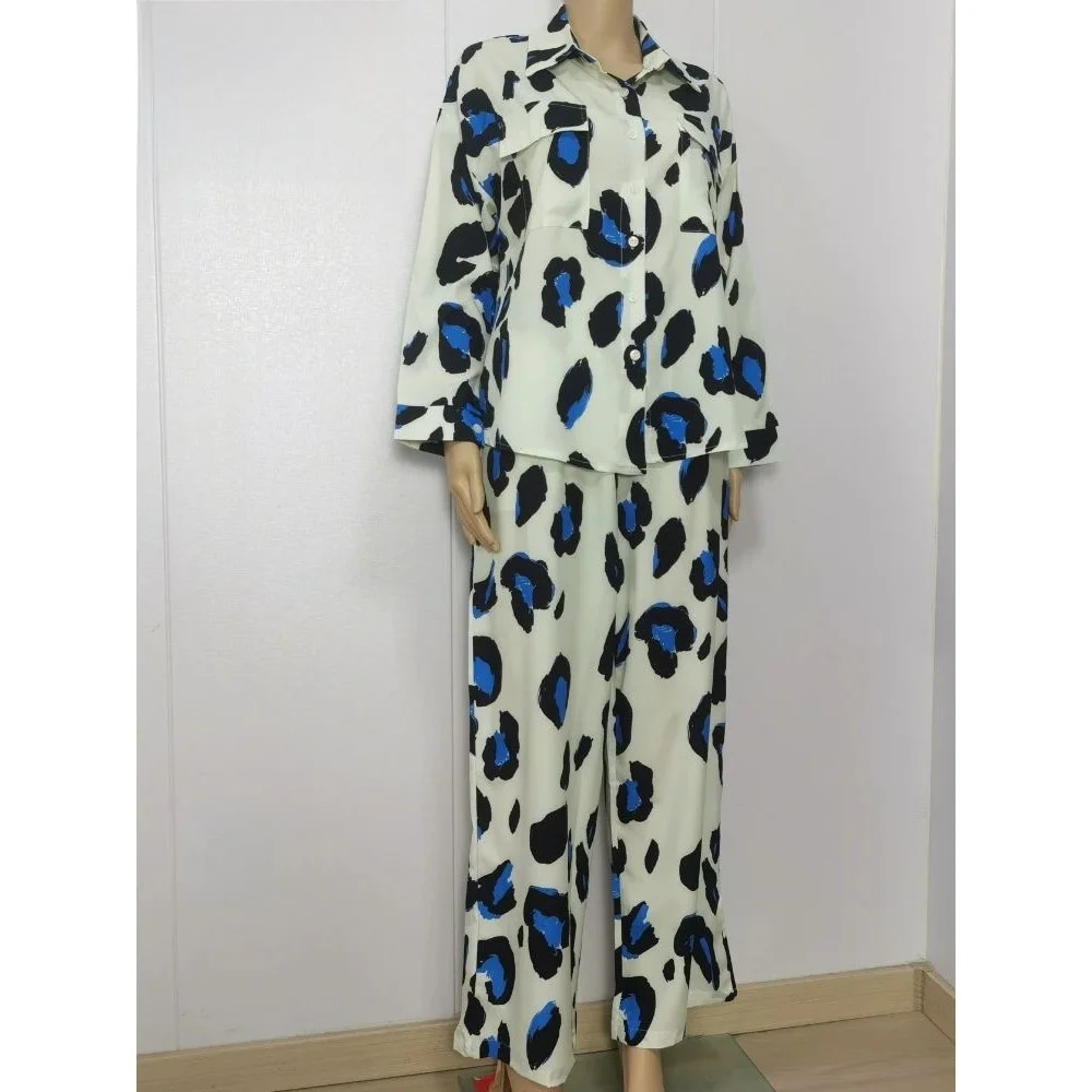 エレ-レオパード柄-レディース-ストリートウェア-セットアップ-ロング丈-カジュアルスーツ-おしゃれな女性向け-トレンドアクセサリー付き