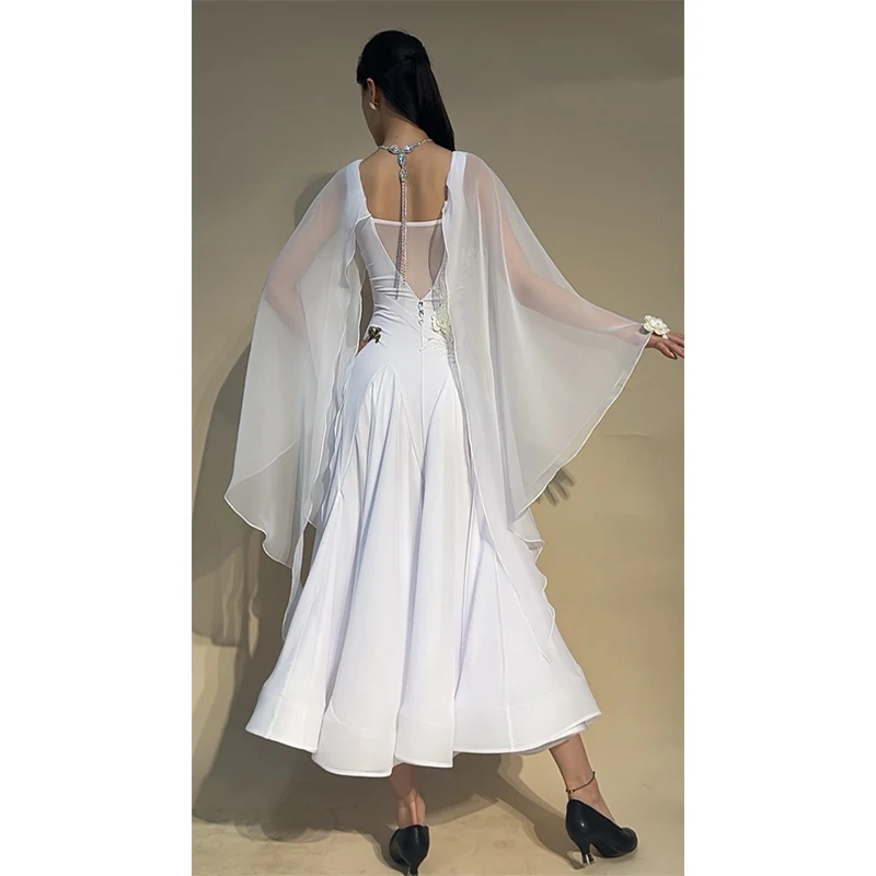 Robe de danse de valse personnalisée pour femmes, robe de concours de danse de salle de bal, longue robe rouge et blanche, Costume de danse sociale de bal L17131