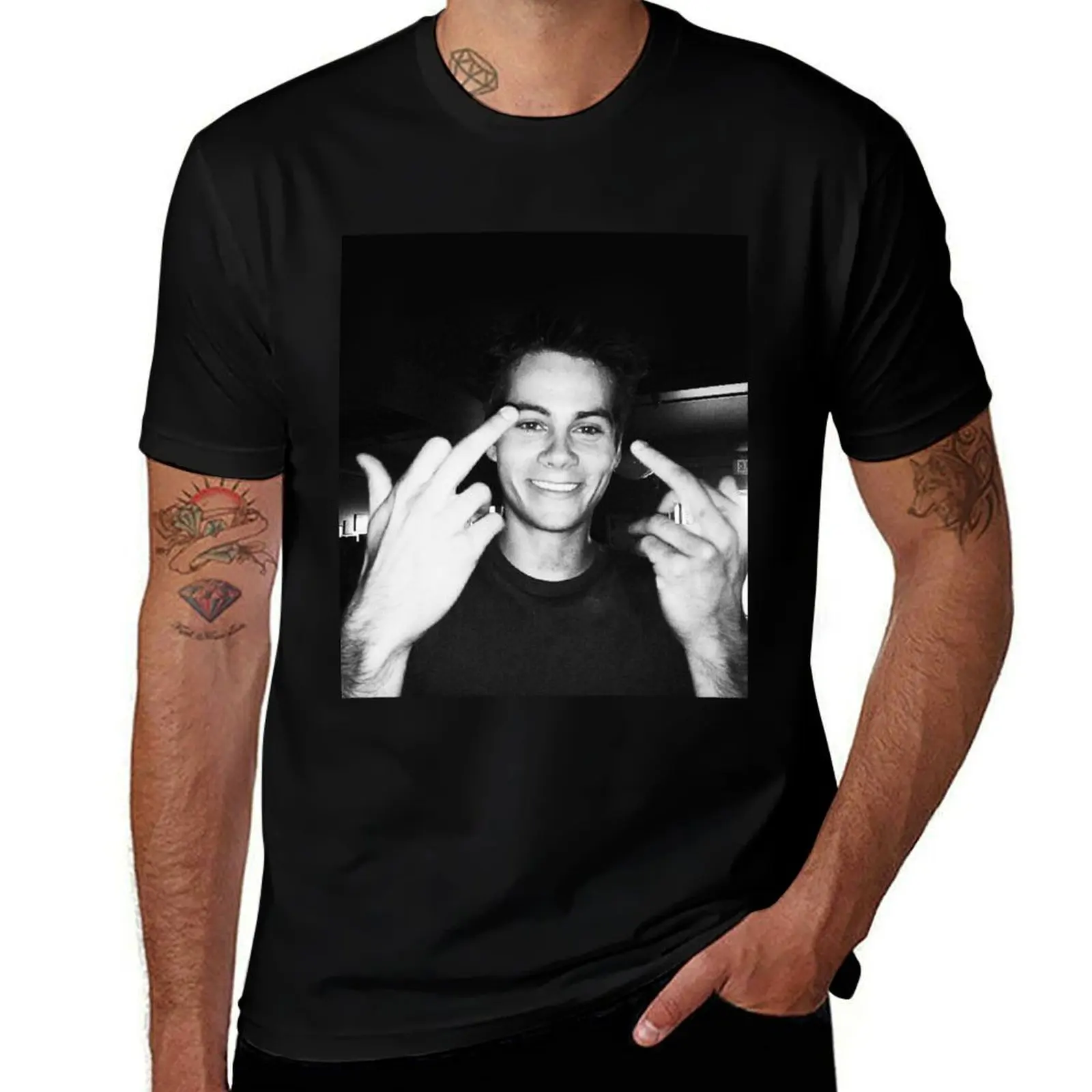 dylan obrien T-Shirt Holiday Casual Short Sleeve Top