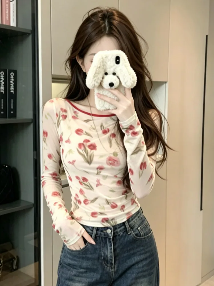 Retro Korean Long Sleeve T-Shirt Women's Slim Fit Design Sense Belt Backless Pure Desire Spicy Girl Top City Walk Commute Style