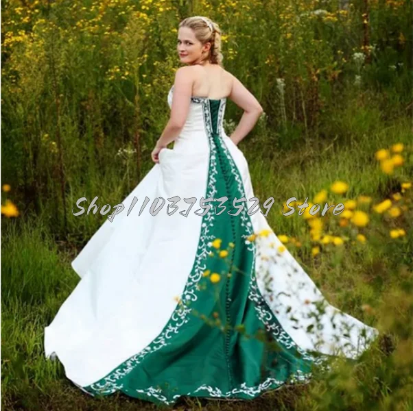 Simple White Green Gothic Wedding Dress Elegant A-Line Tulle Corset Laced Satin Lace Embroidered Plus Size Bridal Party Dresses