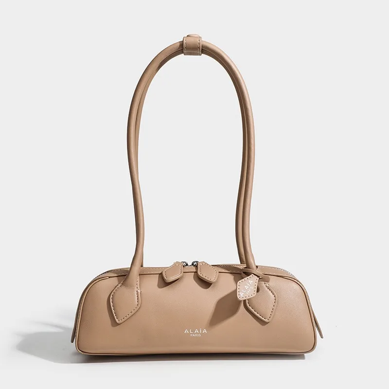 2026 new trendy retro fashionable leather dachshund dog bag simple baguette underarm women's bag cool Sa underarm bag