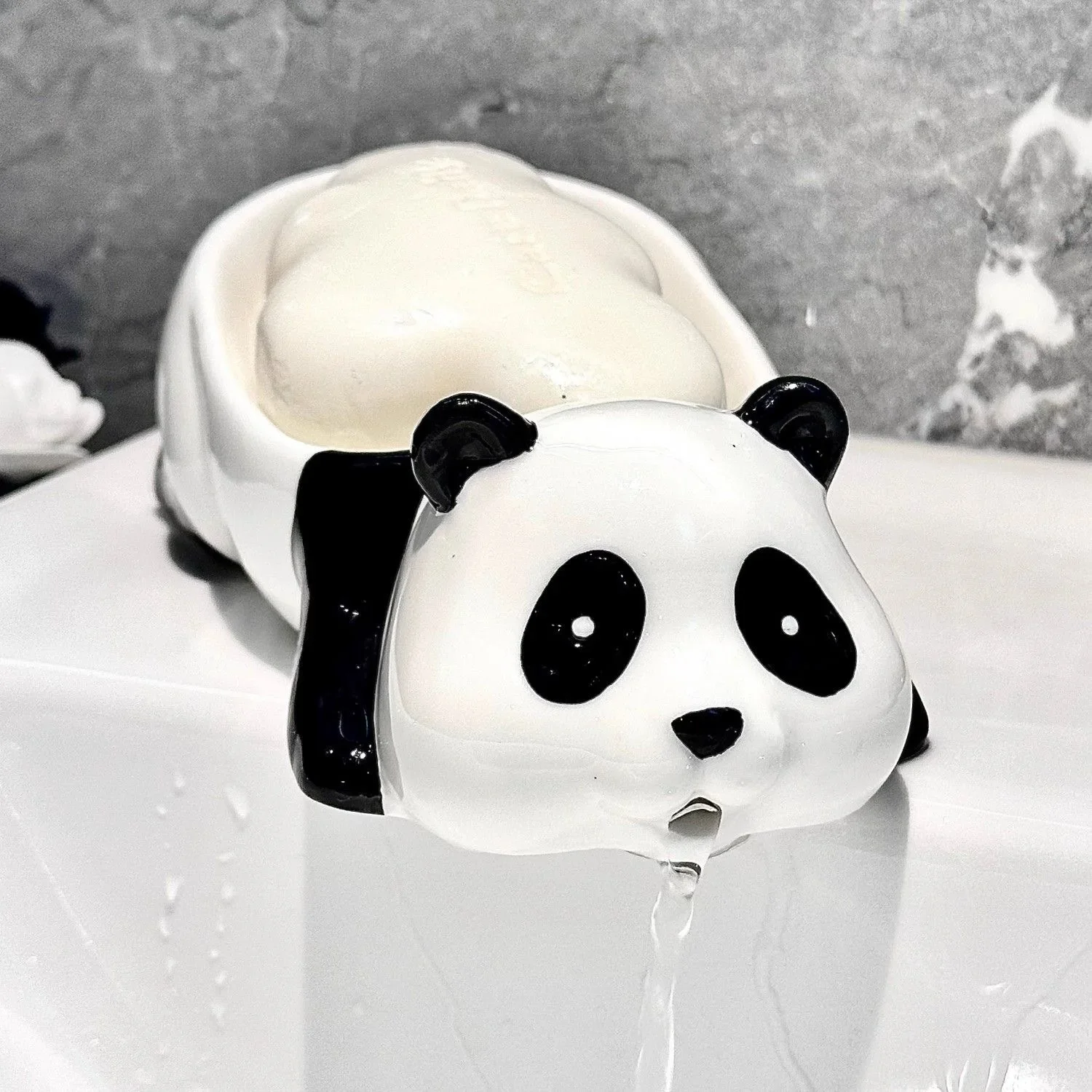 NEW 1PC Ceramic Shower Soap Holder Bathroom Supplies Panda Shape Soap Box Water Guide Hole Storage Plate Bathroom Accessories