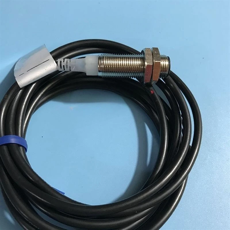 Proximity Sensor IS-E1204-BNOB2 Sublimation Blanks Accessoire Voiture Car Accessories