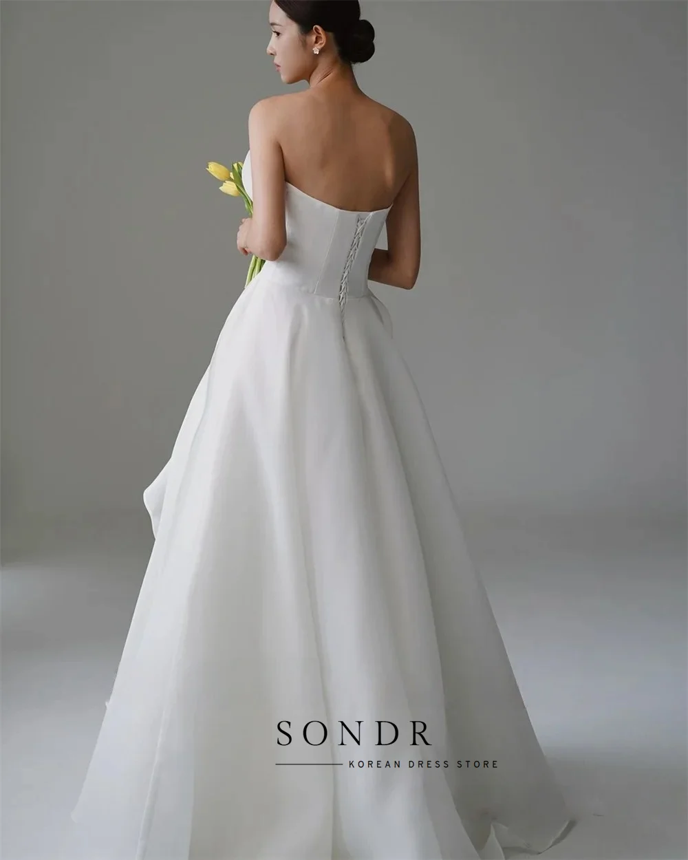 Sondr 2026 New Strapless Silk Organza A Line Wedding Dresses Korean Photo shoot Pleats Floor Length Bridal Gowns Corset Back