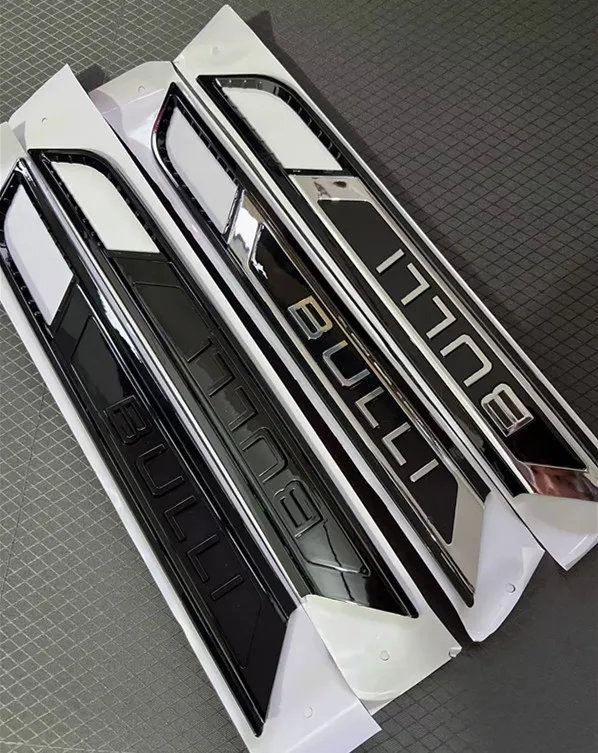 2 قطعة/زوج جديد ABS BULLI فضي لامع أسود الحاجز شعار الباب لملحقات تصفيف السيارة المتعددة