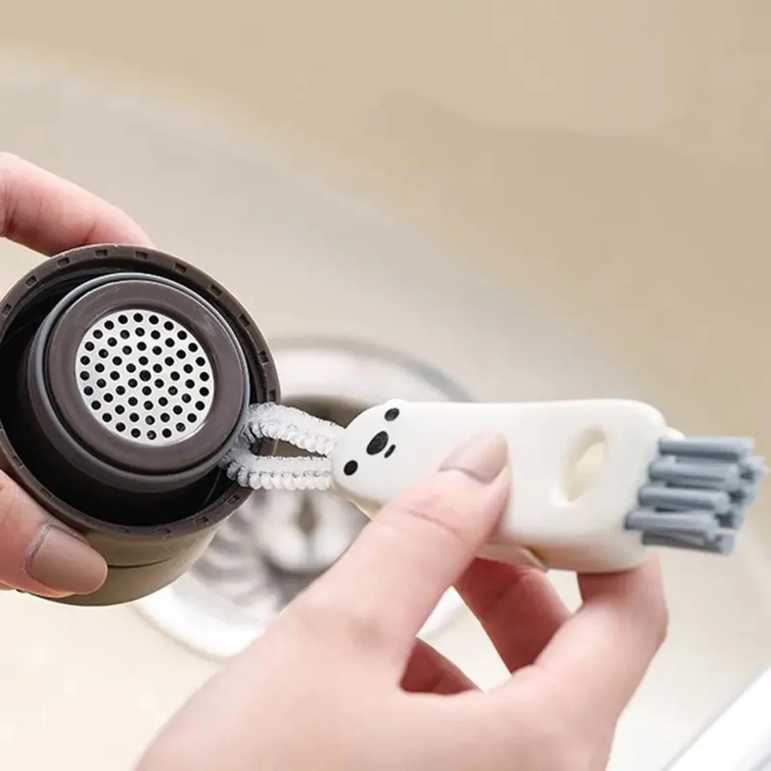 

Versatile Multifunctional 2 In 1 Bottle Brush and Cleaning Brush Ideal for Bottle Lids and More