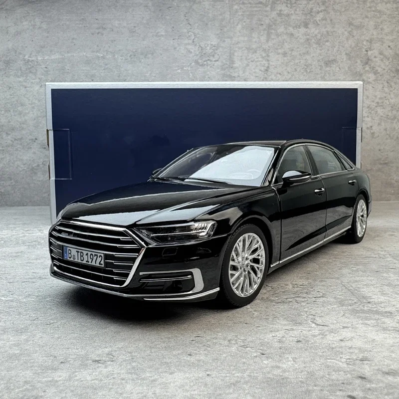

NOREV 1/18 New for A8L 2017 Alloy Simulation Car Model Collection