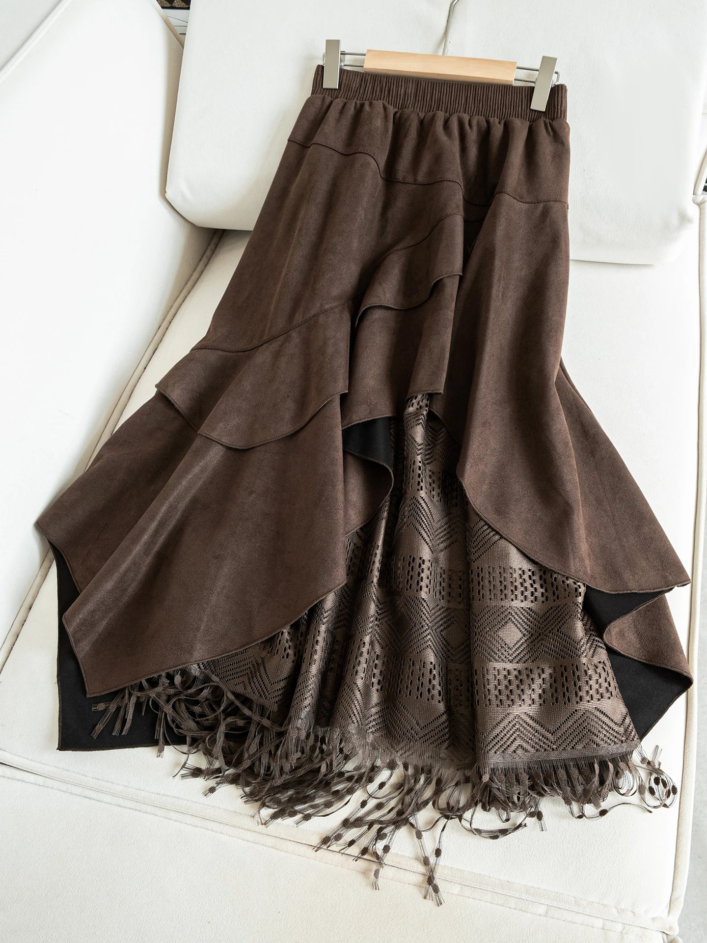 

Retro Imitation Deer Skin Velvet Lace Patchwork Skirt Women's Irregula Skirt Fashion Temperament 2026 Spring Autumn Skirt