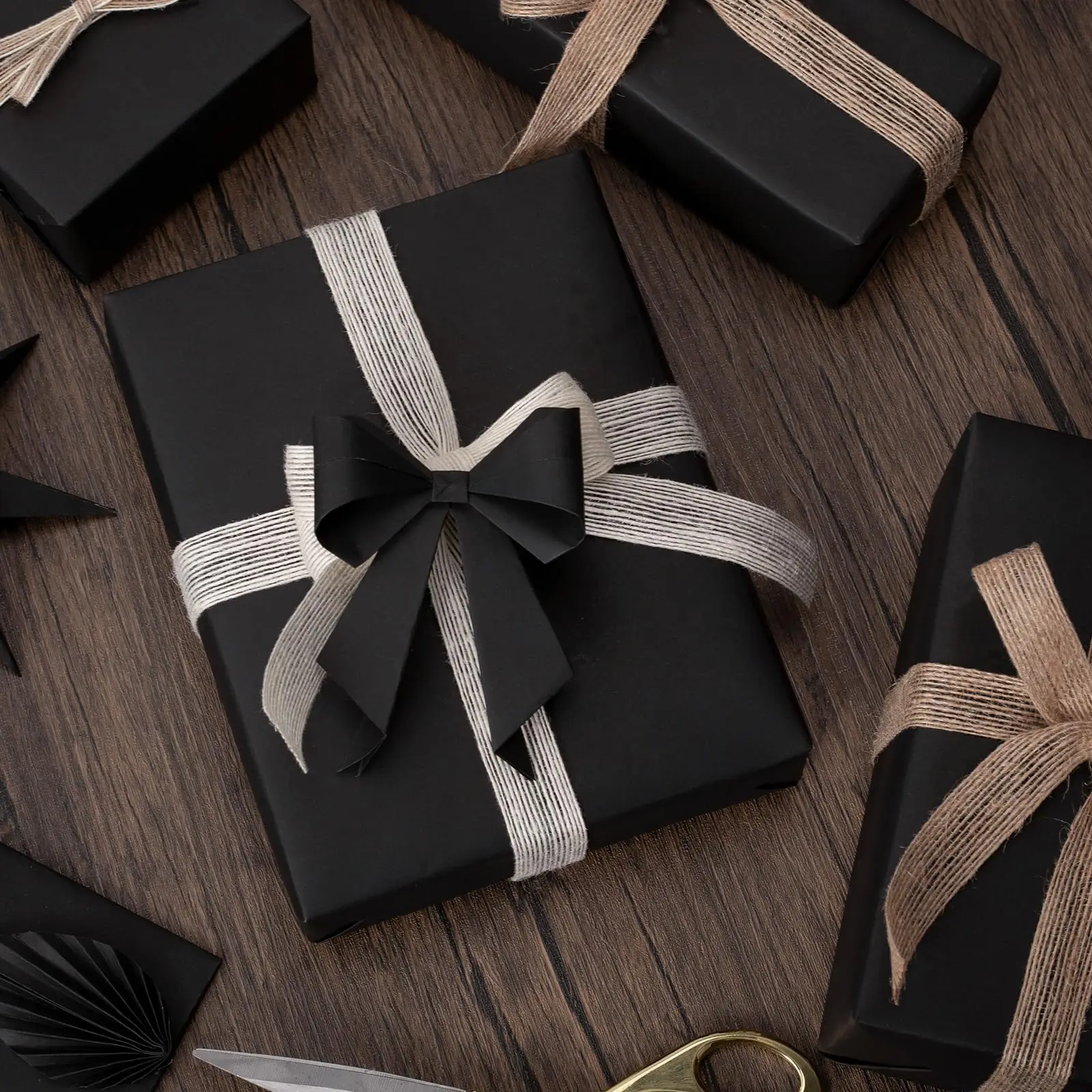 Hans，Black Kraft Paper Ideal for Gift Wrapping, Moving, and Packing Perfect for Painting Etc