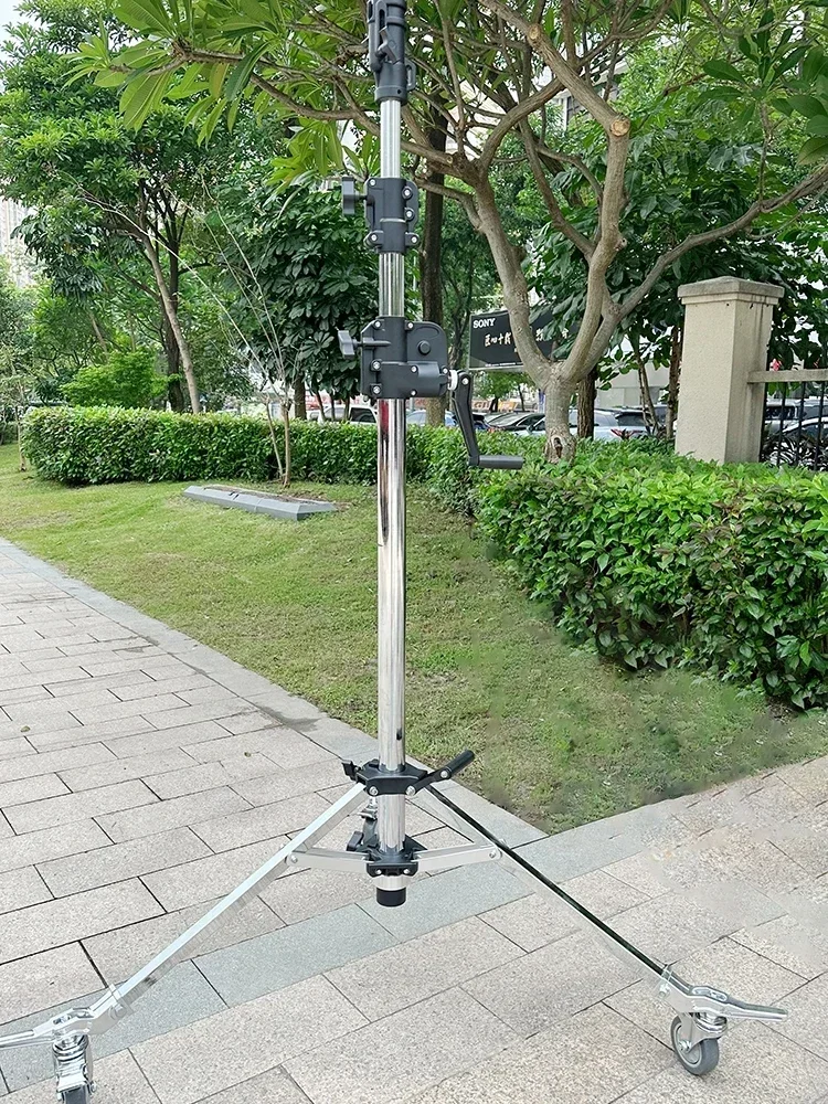 

Medium sized hand cranked light frame for film and television studios, lifting triangle frame, stage theater, movie theater