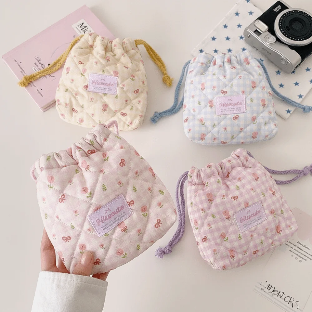 Quilted Fabric Drawstring Camera Pouch Soft Padded Portable Camera Storage Bag Floral Pattern Camera Case Accessory Organization