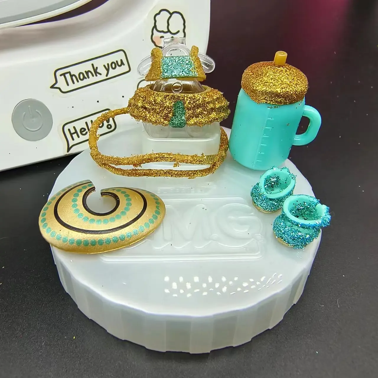 LOL doll accessories set doll doll DIY accessories including doll clothes, shoes, glasses, milk bottle accessories
