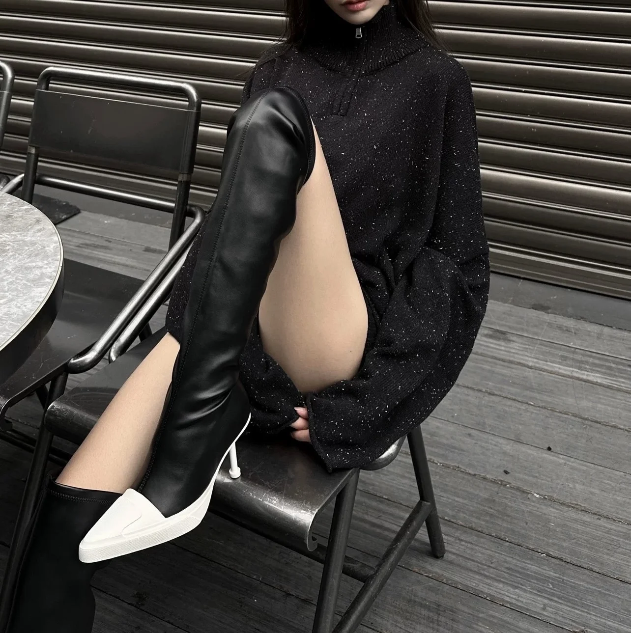 

Новые женские черные/белые сапоги выше колена с цветными блоками, сексуальные привлекательные эластичные ботильоны на шпильке с боковой молнией