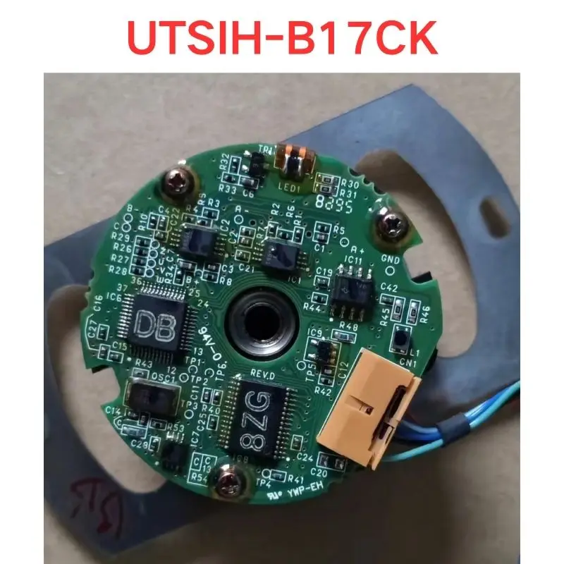 

Used UTSIH-B17CK encoder Functional test OK