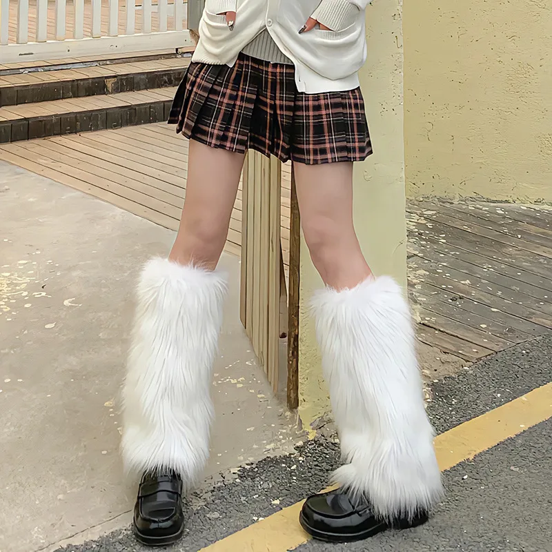 

Women's Artificial Fur Leg Warmers Japanese Lolita Autumn And Winter Black And White Knitted Socks Leg Warmers For Women