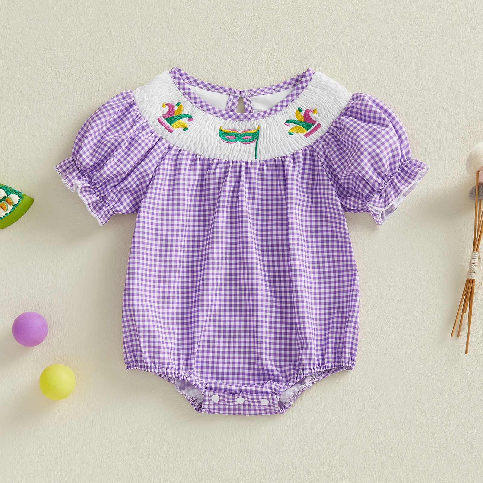 بدلة قفز للأطفال الصغار على شكل أرنب عيد الفصح مخططة ومطرزة على شكل جزرة وأكمام قصيرة كاجوال لعطلة الربيع