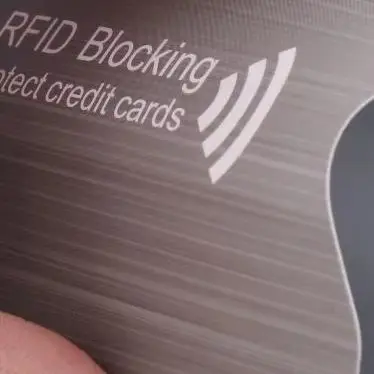1 قطعة يغطي حماية حافظة بطاقات البنك موضة لبطاقة الائتمان RFID حامي حجب حامل البطاقة كم