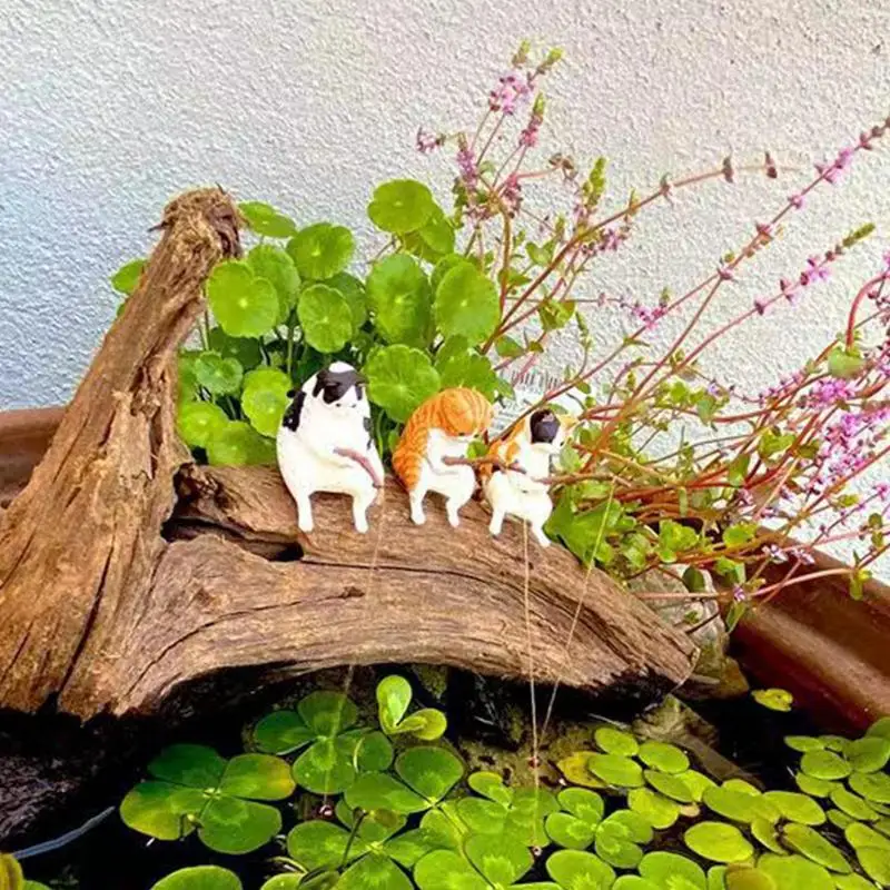 5PCS Mini Cartoon Cat Fishing Statue Realistic Cat Garden Decor Cute Little Cat Resin Ornament Furnishings for Aquarium Home