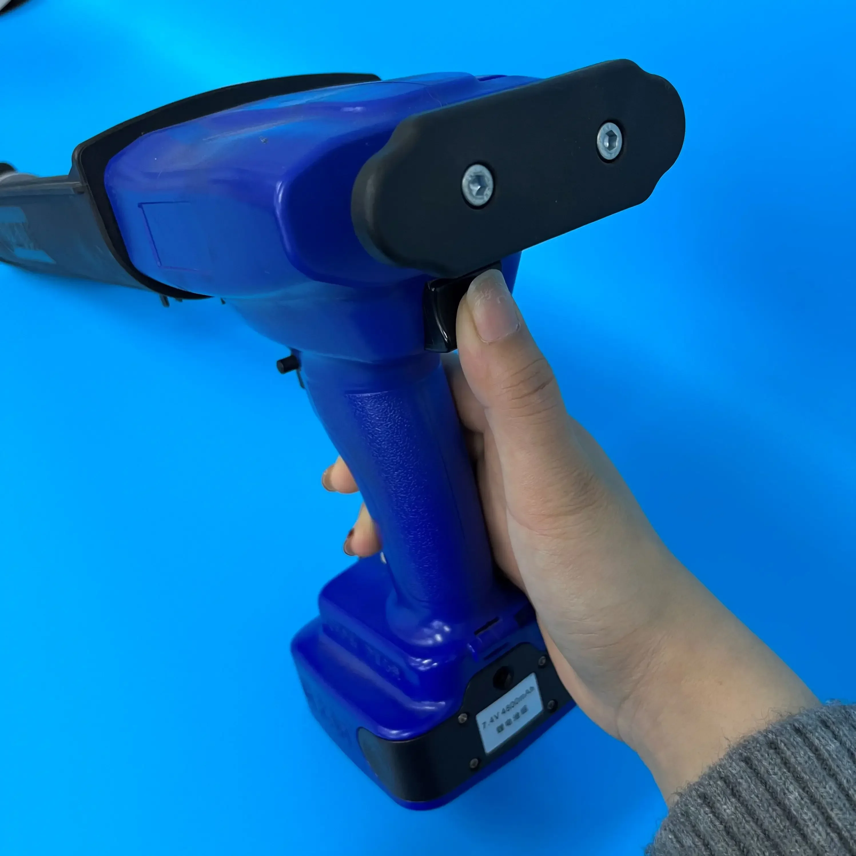 400ml 1:1 Automatic Caulking Gun Electric Sealant Caulking Tool Beauty Seam Glue Electric Silicone Gun