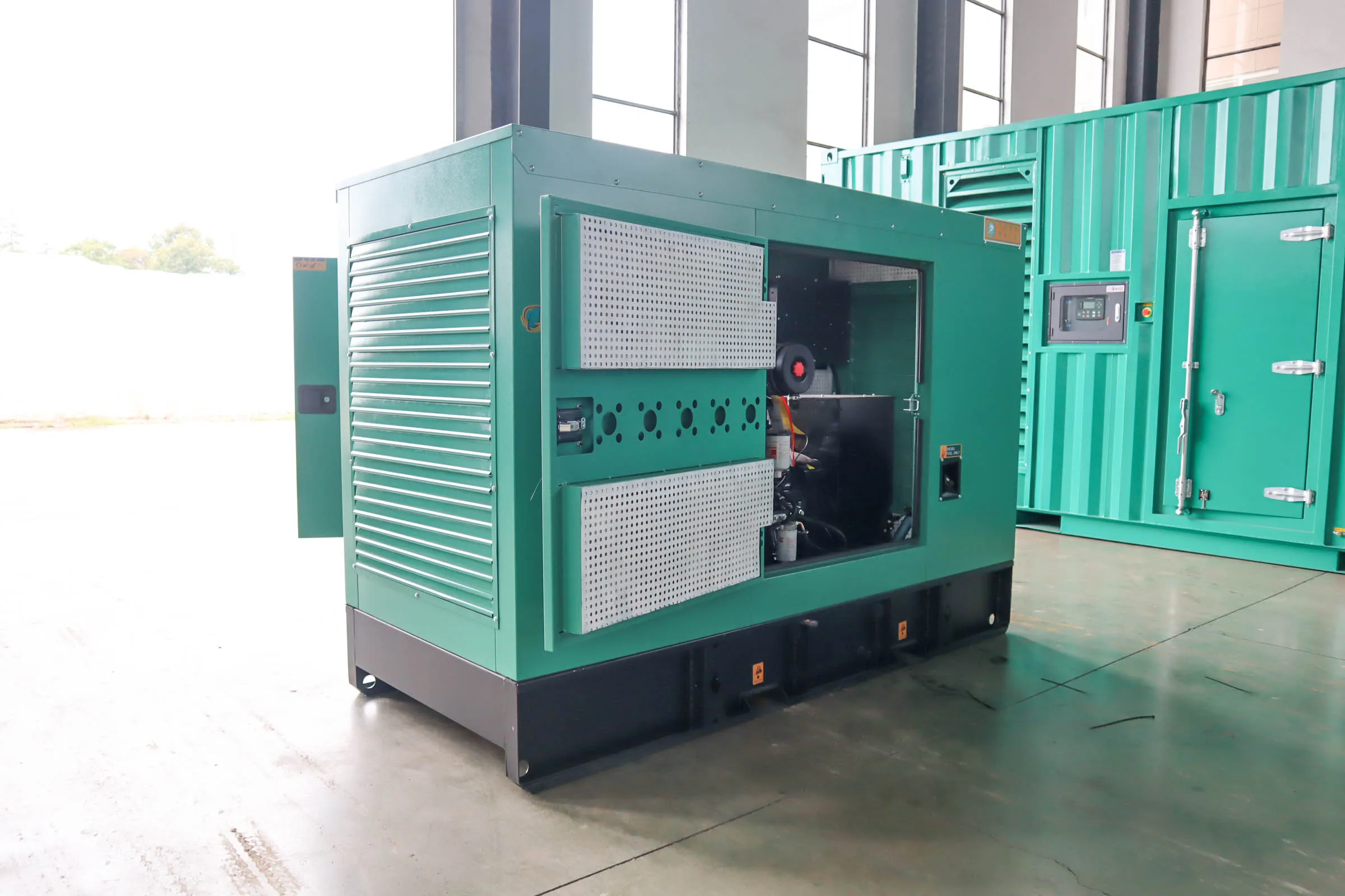Silent Diesel Generator Set Water‑Cooled Three Phase Genset For Large Supermarket Emergency Power Backup