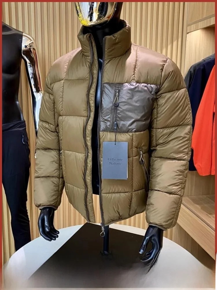 

High-End Outdoor Men's Thiened Cotton Jaet Winter New Arrival Trendy Blo Splicing Warm Stand Fit Hooded Youth ular