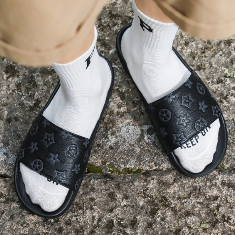 Chinelos de moda masculina cor bloqueada dedo do pé redondo salto wearable leve antiderrapante de secagem rápida clássico chinelos de um ombro