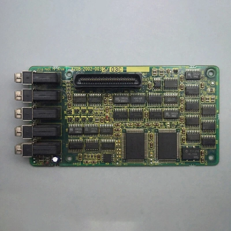 Used A20B-2002-0031 2002-0030 0032 0033 For FANUC A20B-2002-0031 Servo Control Board