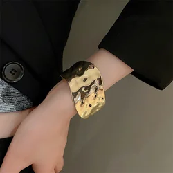 XIALUOKE European American Style New Irregular Metal Cuff Bracelet For Women Personality Catwalk Wrist Jewelry Accessories