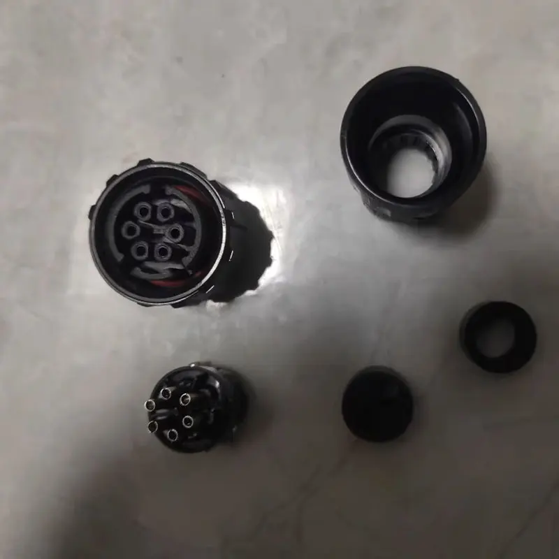 GoodWe RS485 محطة تيار متردد لموصل الاتصالات بستة فتحات لجمع البيانات العاكسية الضوئية على الشبكة