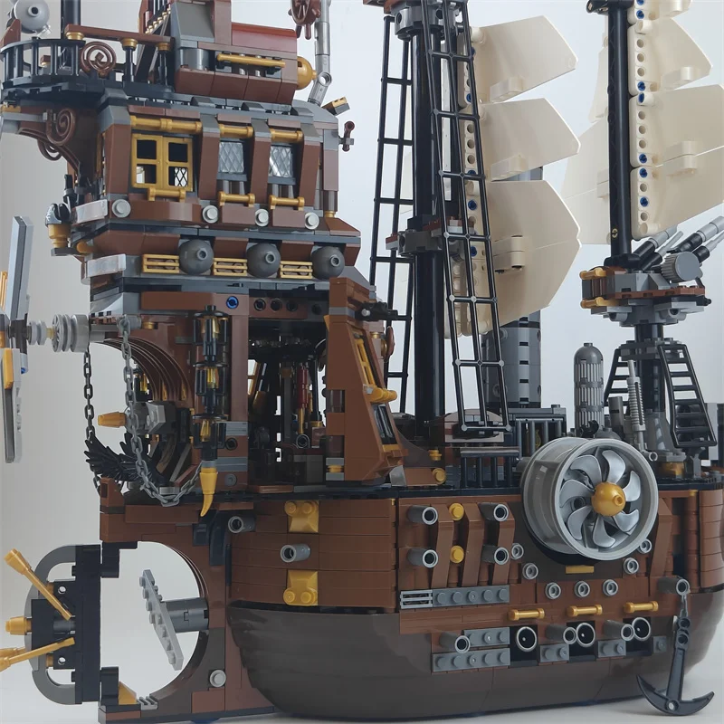 

В НАЛИЧИИ В коробке. Серия фильмов: Конструктор «Пиратский корабль» (2741 деталь), модель морского судна, высококачественные блоки, кирпичики, детские игрушки 70810 16002