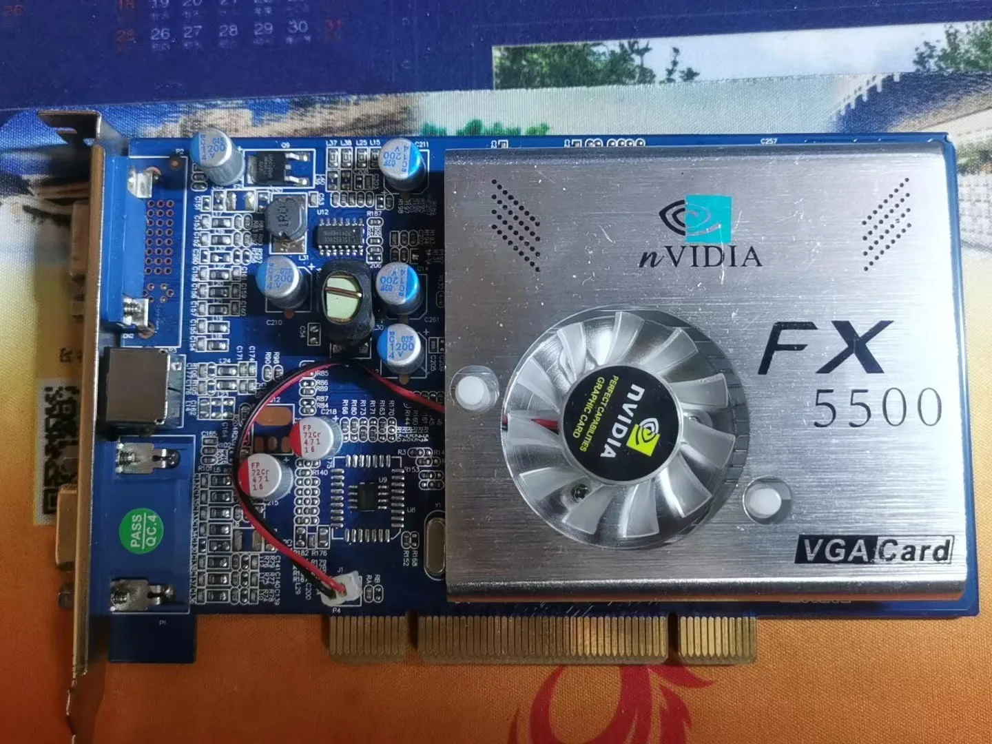 100% Hoge Kwaliteit Nieuwe Nvidia Geforce FX5500 Pci Grafische Kaart Fx 5500 256Mb 128bit Ddr Vga/Vga Pci video Card