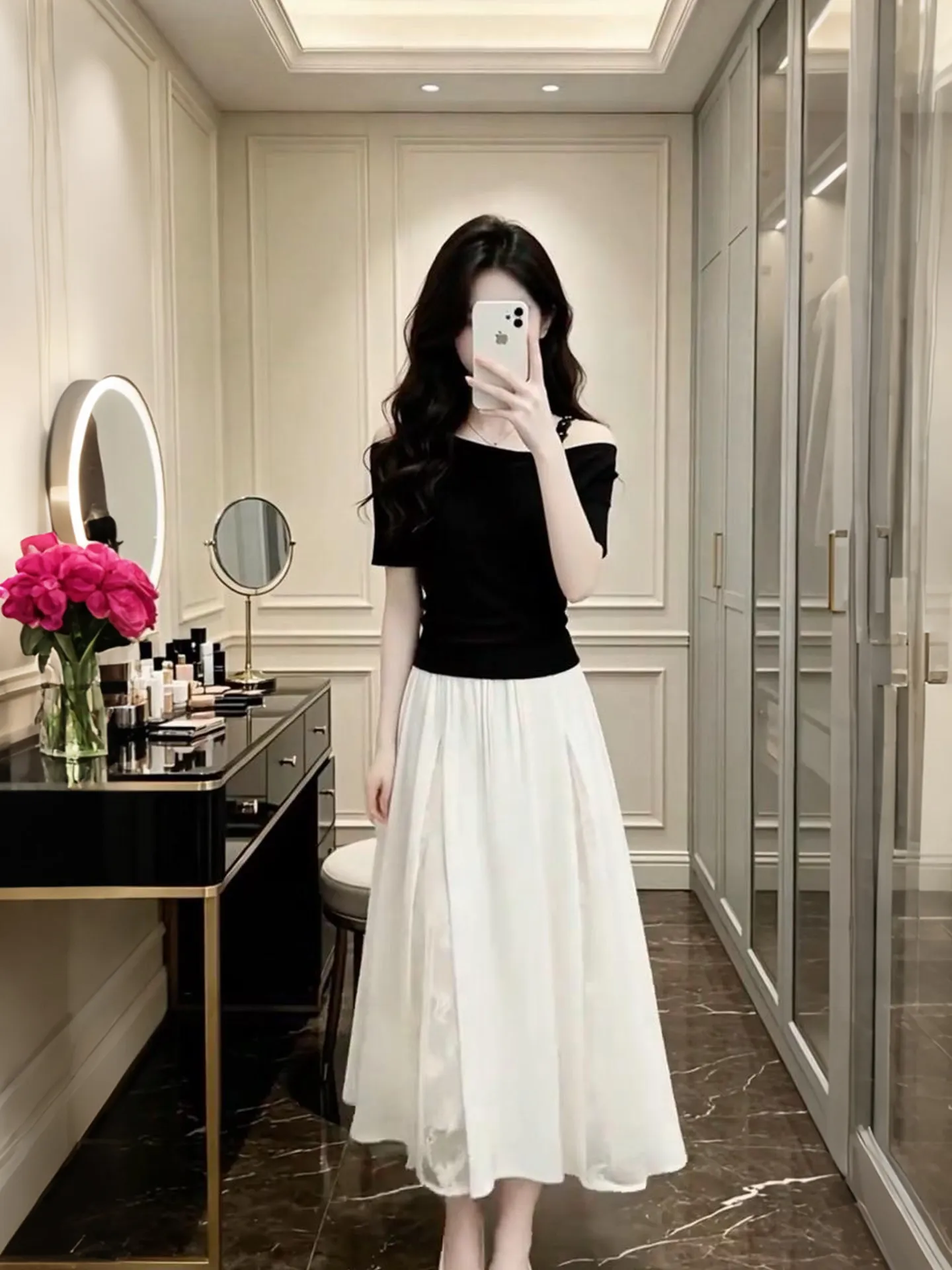 

2026 New Women's Fashion Korean Style Short Sleeve Set Versatile Half Skirt Design Breathable Casual Wear for Summer