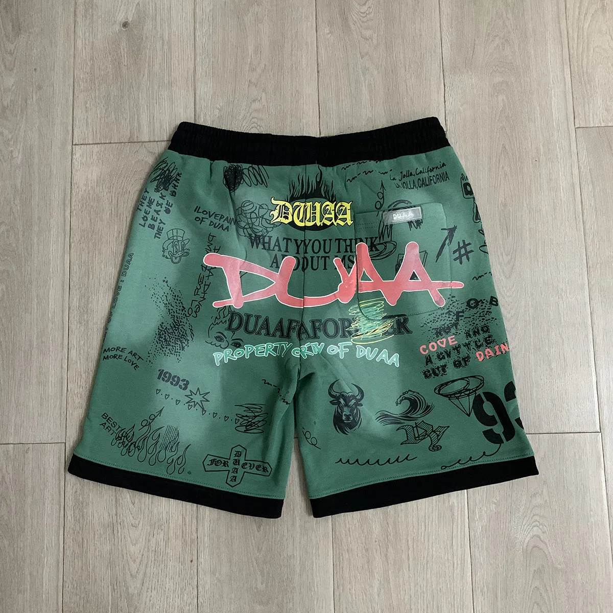 4 Colors Shinning Diamond Letter Embroidery Casual Shorts for Men and Women Vintage Baggy Rhinestone Baggy Five Point Pants