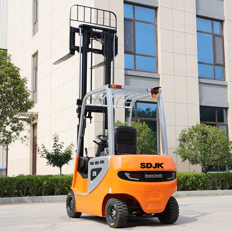 2,5 ton elektrische vorkheftruck kan worden aangepast voor boerderijhuishoudelijke vorkheftruck, energiebesparende en brandstofbesparende gebalanceerde vorkheftruck